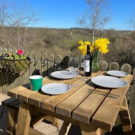 Treetops At Treetops Hideouts Richmond (North Yorkshire)